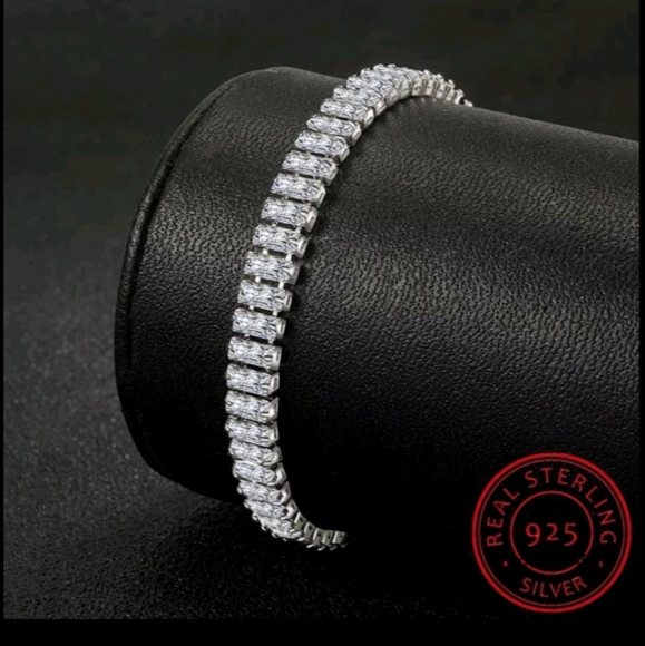 NEW 925 STERLING SILVER PRINCESS CUT DIAMOND BRACELET - Picture 3 of 5